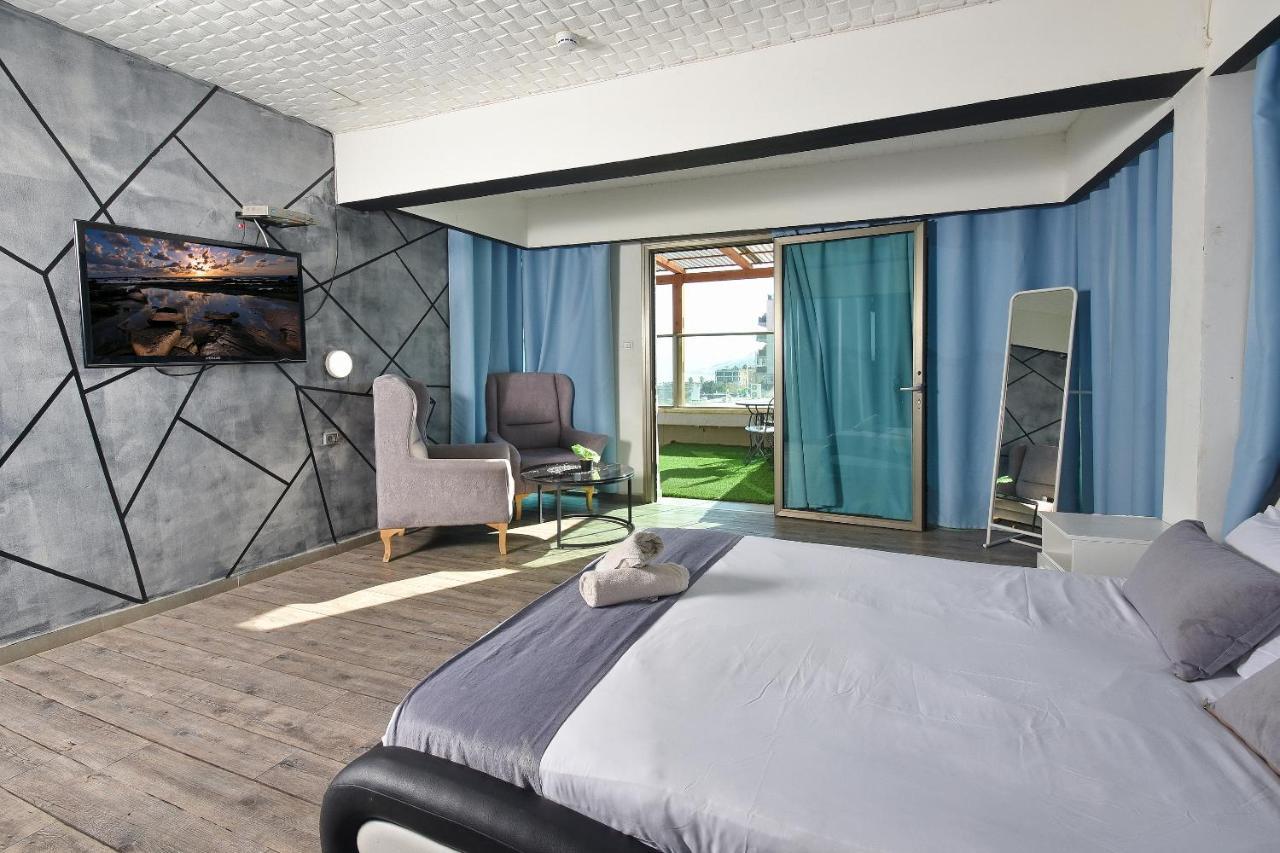 Nofim Suites Тиберия Екстериор снимка