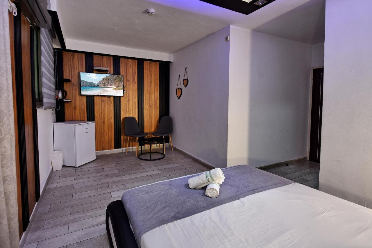 Nofim Suites Тиберия Екстериор снимка
