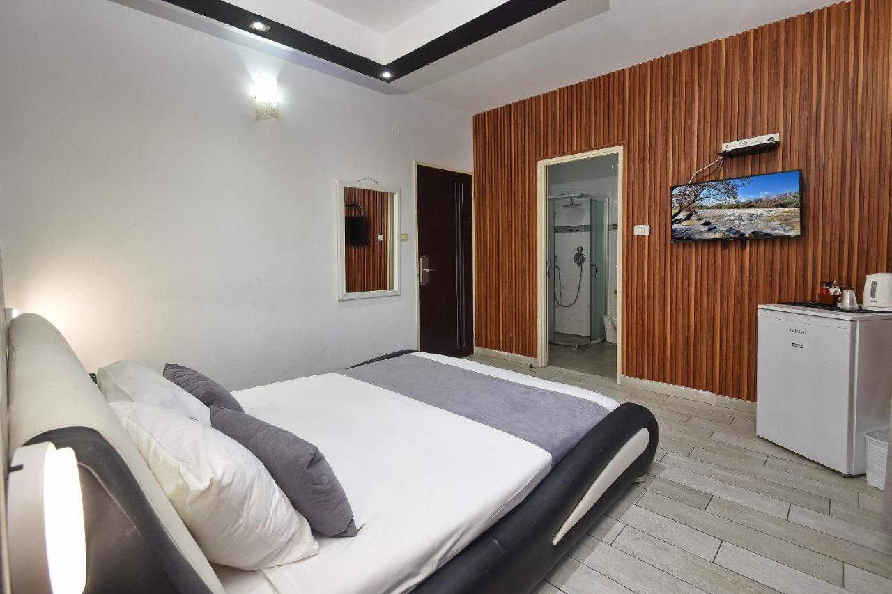 Nofim Suites Тиберия Екстериор снимка
